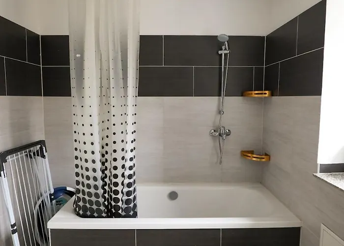 Grosse In Lägenhet *